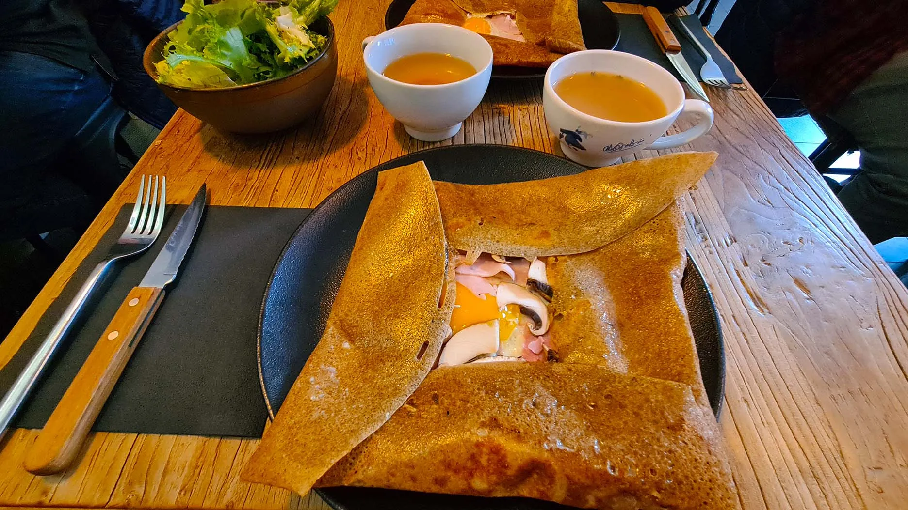 J&rsquo;ai testé Grain Noir, une crêperie au coeur de Saint-Malo
