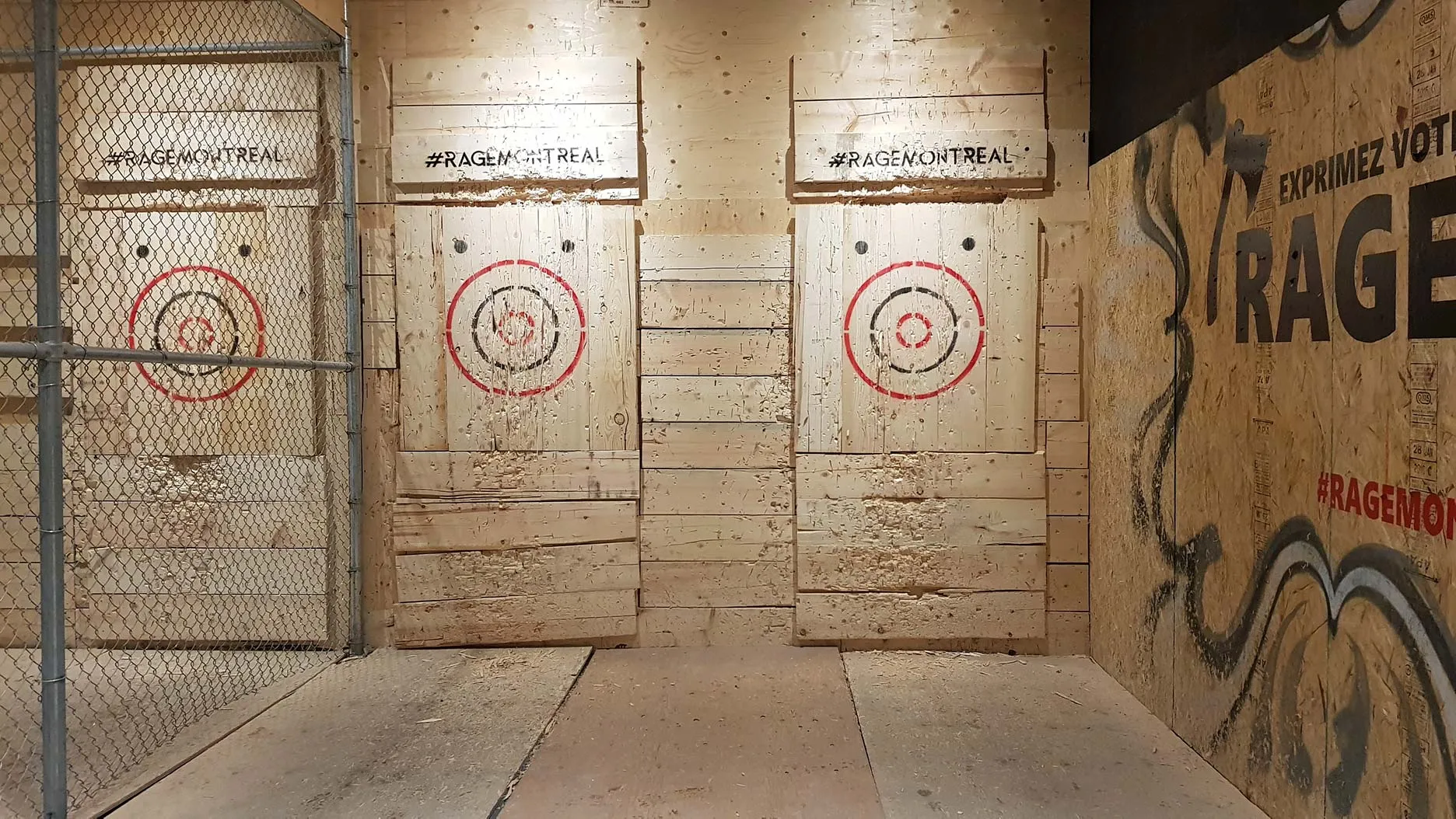 Faire du lancer de haches à Montréal